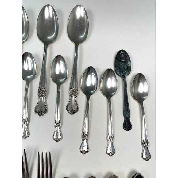 28pc Lot Old Company International Silver Silverplate SIGNATURE VariousMonograms - Picture 4 of 12